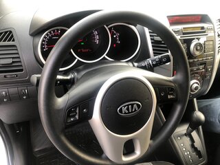 2012 Kia Venga I, белый, 1090000 рублей, вид 1