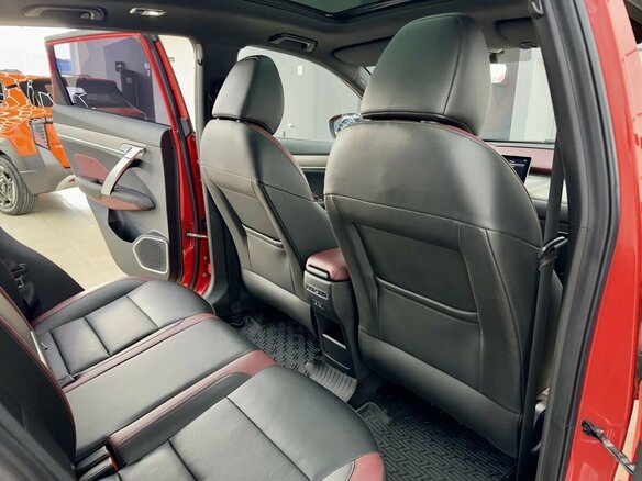 2022 Geely Coolray I, красный, 1700000 рублей - вид 17