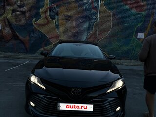 2019 Toyota Camry VIII (XV70), чёрный, 2550000 рублей, вид 3