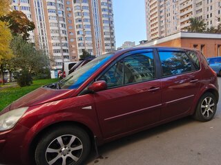 2008 Renault Scenic II Рестайлинг, красный, 620000 рублей, вид 3