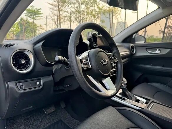 2022 Kia K3 II (China Market), белый - вид 6