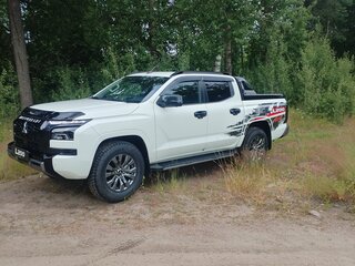 2024 Mitsubishi L200 VI, чёрный, 5655000 рублей, вид 3
