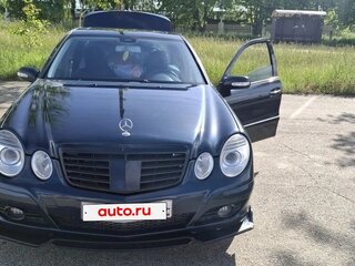 2004 Mercedes-Benz E-Класс 240 III (W211, S211), чёрный, 700000 рублей, вид 4