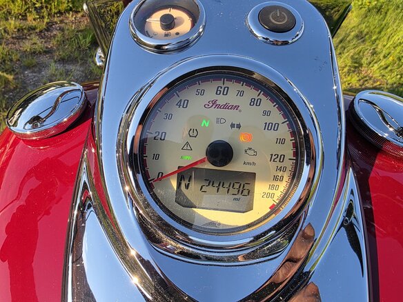 2016 Indian Springfield, красный, 1150000 рублей - вид 4