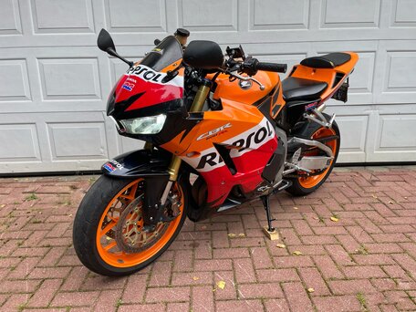 2013 Honda CBR 600RR, оранжевый, 639000 рублей, вид 5