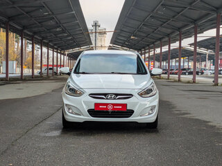 2013 Hyundai Solaris I, белый, 799900 рублей, вид 3
