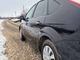 2008 Ford Focus II Рестайлинг, чёрный, 500000 рублей, вид 3