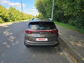 2019 Kia Sportage IV Рестайлинг, коричневый, 2320000 рублей, вид 3