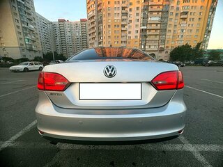 2012 Volkswagen Jetta VI, серебристый, 890000 рублей, вид 5