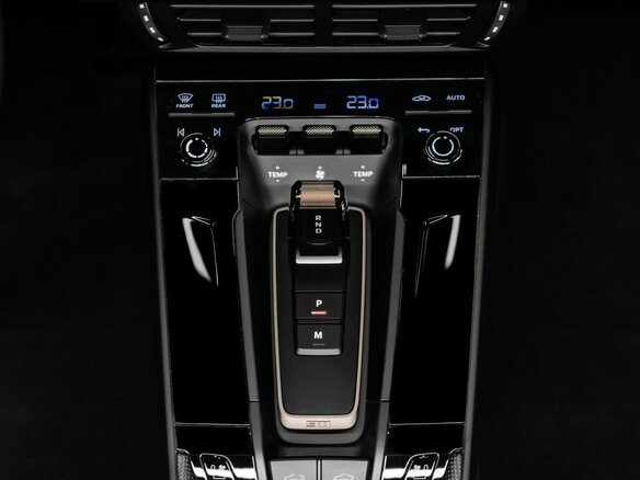 2026 Porsche 911 Turbo S VIII (992) Рестайлинг, зелёный, 39000000 рублей - вид 35