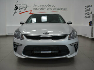 2019 Kia Rio IV, серебристый, 1269000 рублей, вид 2