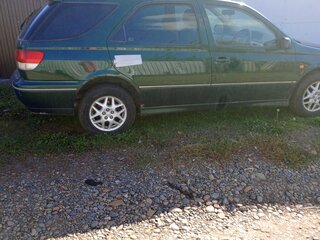 1998 Toyota Vista IV (V40), зелёный, 400000 рублей, вид 2