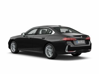 2026 BMW 5 серии 540d xDrive VIII (G60/G61/G68), чёрный, 14870000 рублей, вид 4