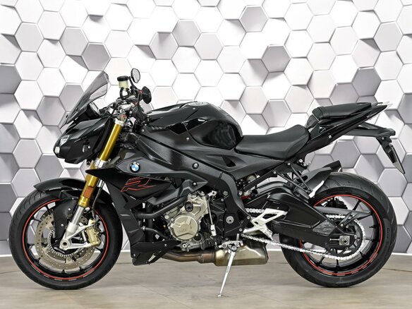 2020 BMW S 1000 R, чёрный, 1249000 рублей - вид 3