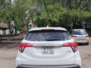 2014 Honda Vezel I, белый, 1250000 рублей, вид 4
