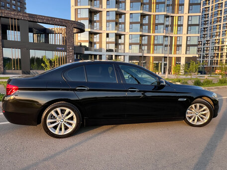 2016 BMW 5 серии 520d VI (F10/F11/F07) Рестайлинг, чёрный, 2720000 рублей, вид 2
