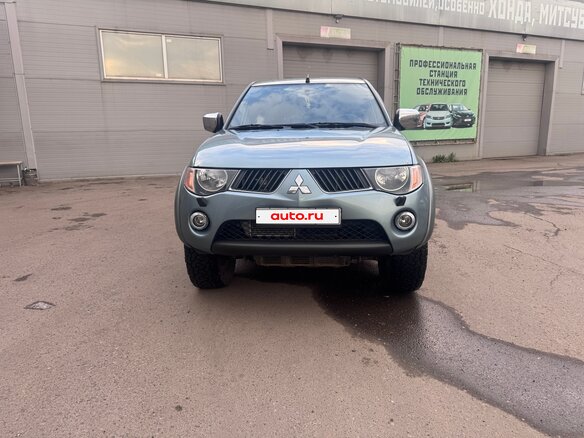 2008 Mitsubishi L200 IV, серый, 1670000 рублей - вид 1
