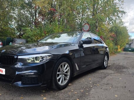 2017 BMW 5 серии 520d VII (G30/G31/G38), чёрный, 2140000 рублей, вид 1