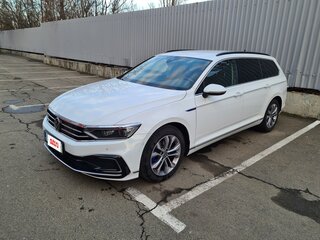 2021 Volkswagen Passat GTE B8 Рестайлинг, белый, 3100000 рублей, вид 1