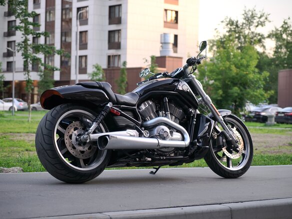 2012 Harley-Davidson V-Rod Muscle, чёрный, 1150000 рублей - вид 3