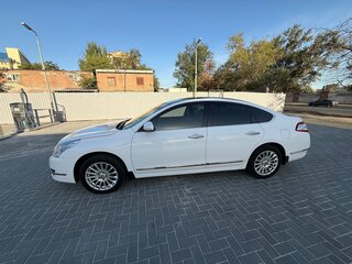 2013 Nissan Teana II (J32) Рестайлинг, белый, 1500000 рублей, вид 3