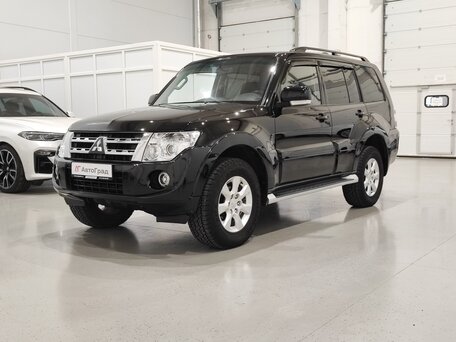 Mitsubishi Pajero IV Рестайлинг 1