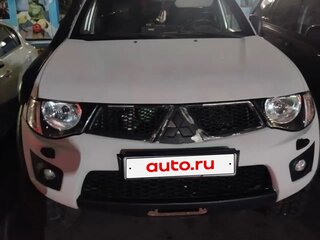 2012 Mitsubishi L200 IV, серебристый, 1500000 рублей, вид 2
