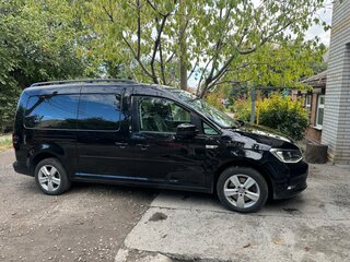 2017 Volkswagen Caddy Maxi IV, чёрный, 2100000 рублей, вид 4