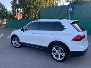 2017 Volkswagen Tiguan II, белый, 2150000 рублей, вид 5