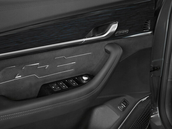 2024 Geely Monjaro I, серый, 3200000 рублей - вид 7