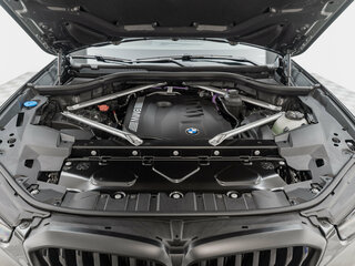 2026 BMW X5 40i IV (G05/G18) Рестайлинг, серый, 15990000 рублей, вид 4