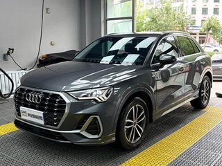 2023 Audi Q3 35 TFSI II (F3), серый, 2040000 рублей, вид 1
