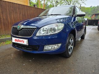 2011 Skoda Fabia II Рестайлинг, синий, 350000 рублей, вид 1