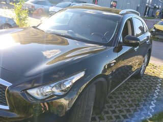 2017 Infiniti QX70, чёрный, 2800000 рублей, вид 1