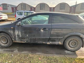 2007 Opel Astra GTC H Рестайлинг, чёрный, 220000 рублей, вид 4