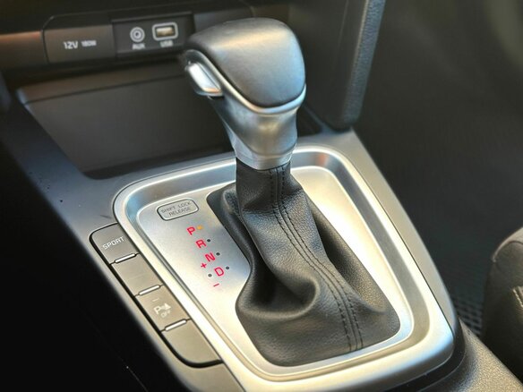 2020 Kia Ceed III, чёрный - вид 24