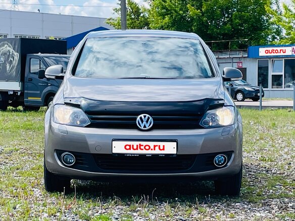2013 Volkswagen Golf Plus II, серый, 980000 рублей - вид 5