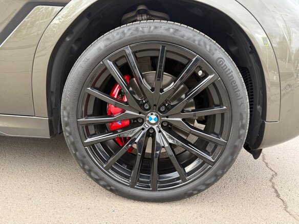 2021 BMW X6 30d III (G06), зелёный, 7990000 рублей - вид 9