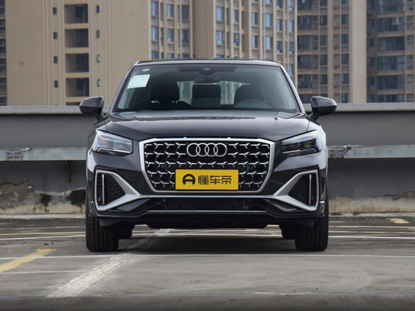 2023 Audi Q2 L 35 TFSI I Рестайлинг, чёрный, 2020000 рублей - вид 1