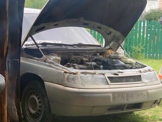 2004 Lada (ВАЗ) 2110, серебристый, 30000 рублей, вид 1