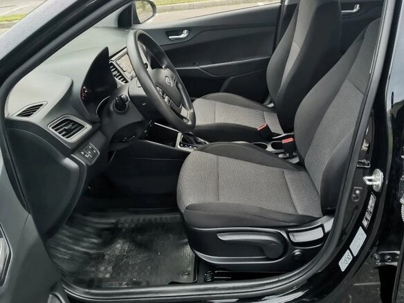 2020 Hyundai Solaris II Рестайлинг, чёрный, 1170000 рублей - вид 10