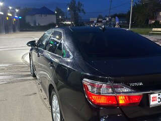 2014 Toyota Camry VII (XV50) Рестайлинг, чёрный, 1790000 рублей, вид 4
