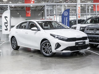 2026 Kia K3 II (China Market) Рестайлинг, белый, 2890000 рублей, вид 3