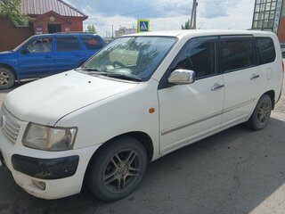 2006 Toyota Succeed I, белый, 450000 рублей, вид 1