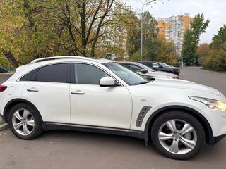 2011 Infiniti FX37 II (S51), белый, 1950000 рублей, вид 4