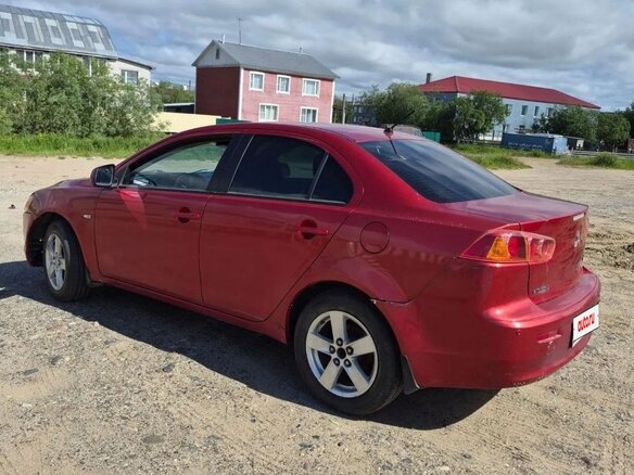 2008 Mitsubishi Lancer X, красный, 650000 рублей - вид 6