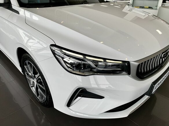 2023 Geely Emgrand II, белый, 2489990 рублей - вид 8
