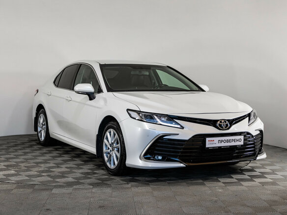 2021 Toyota Camry VIII (XV70) Рестайлинг, белый, 2799000 рублей - вид 2