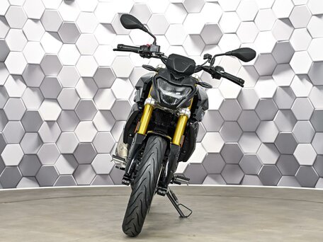 2023 BMW G 310 R, чёрный, 479000 рублей, вид 5