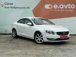 2017 Volvo S60 II Рестайлинг, белый, 1500000 рублей, вид 3